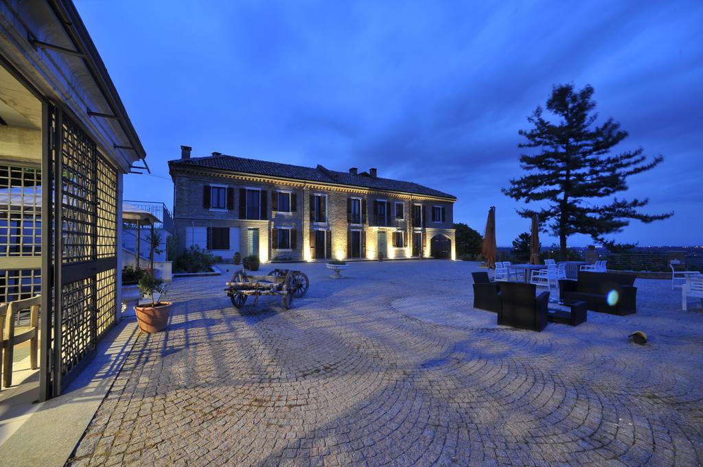 Cascina San Michele Bed and Breakfast Costigliole d'Asti Eksteriør billede